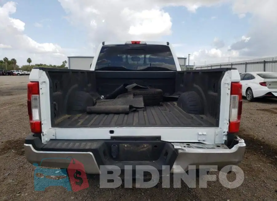 1FT7W2B6XHEF11644 Photo# 6