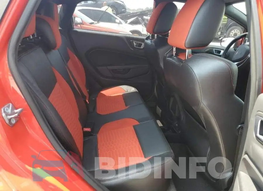 3FADP4GX0GM173215 Photo# 10