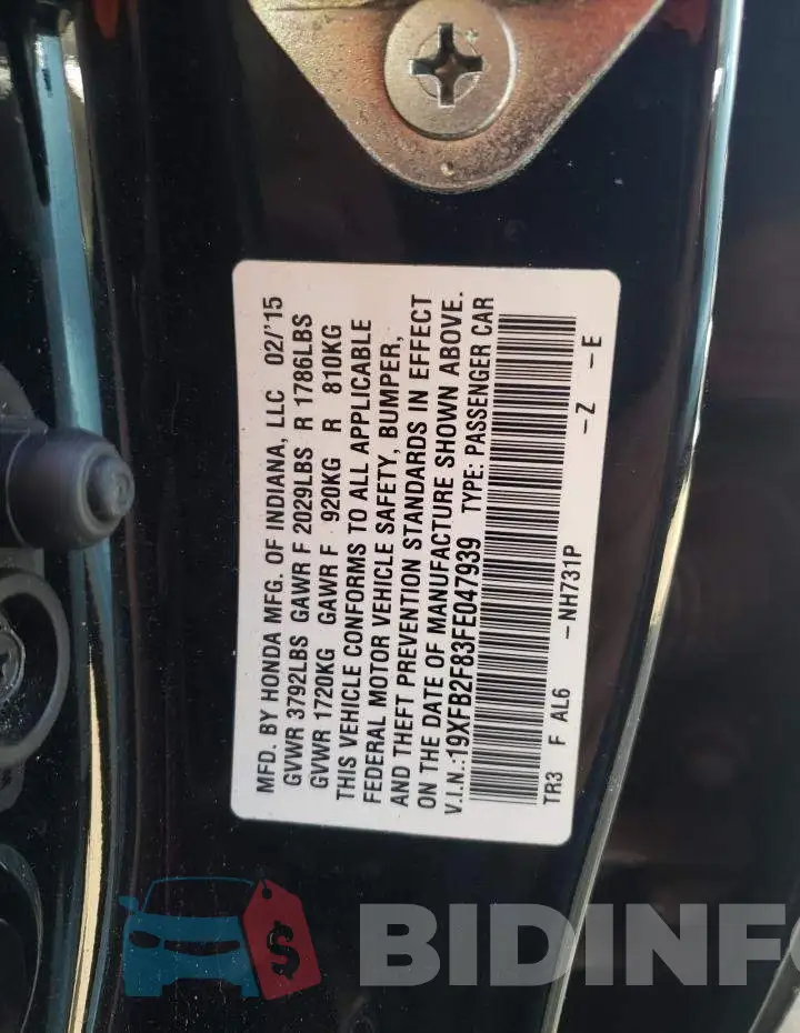 19XFB2F83FE047939 Photo# 12