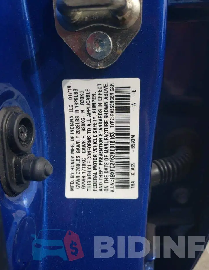 19XFC2F62KE018163 Photo# 12