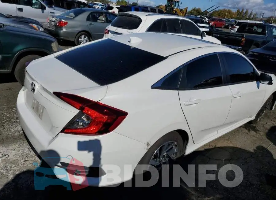 19XFC2F73HE232368 Photo# 3