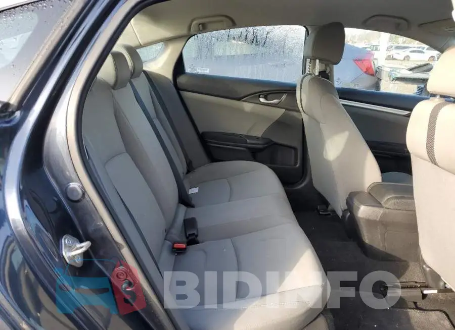 2HGFC2F6XKH518402 Photo# 10