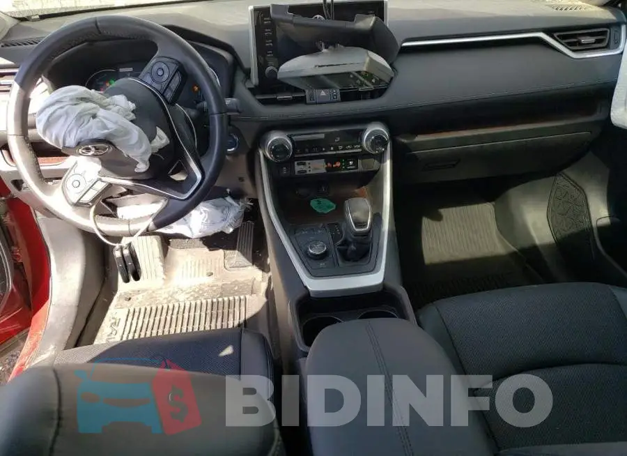 4T3D6RFV9MU043552 Photo# 8