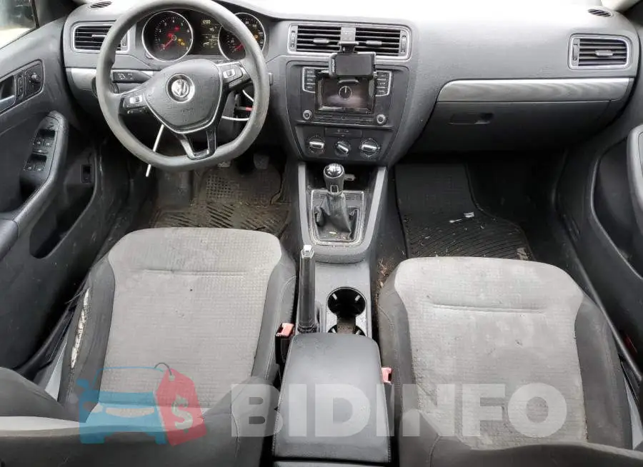 3VW167AJ2HM228820 Photo# 8