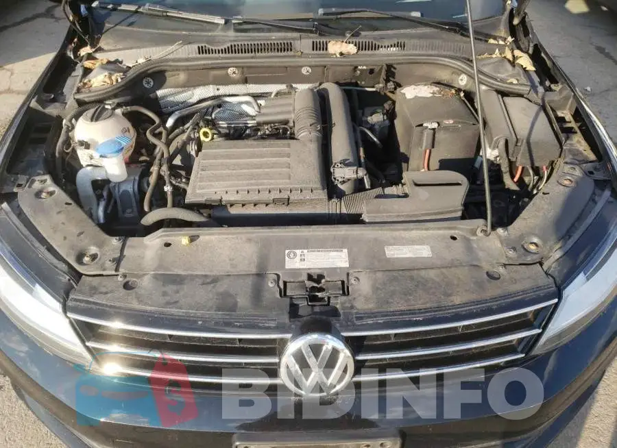 3VW167AJ2HM321627 Photo# 11