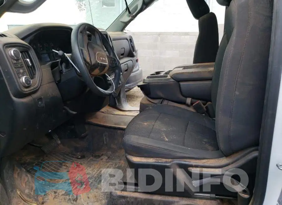1GT39LEY7NF296819 Photo# 7