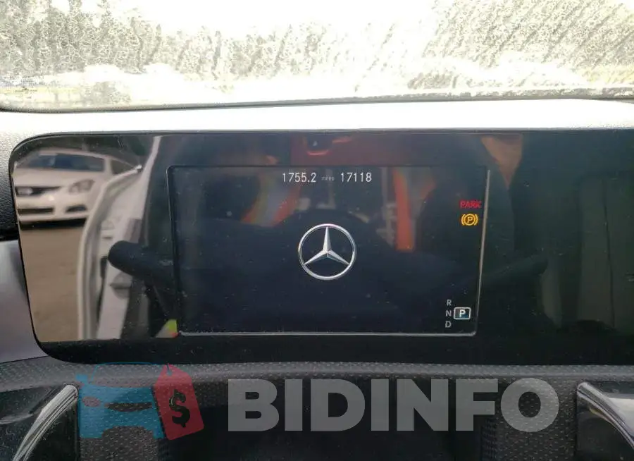WDD3G4EB7KW026739 Photo# 9