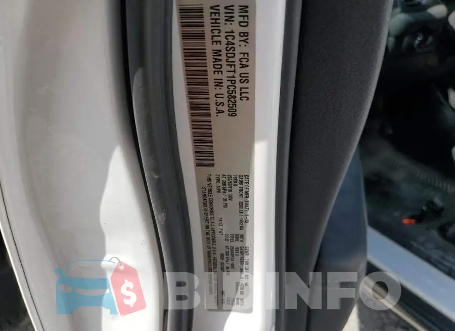 1C4SDJFT1PC582509 Photo# 13