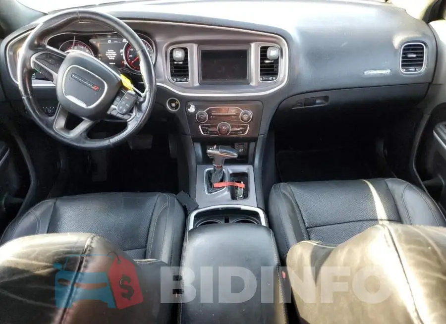 2C3CDXBG6KH698783 Photo# 8