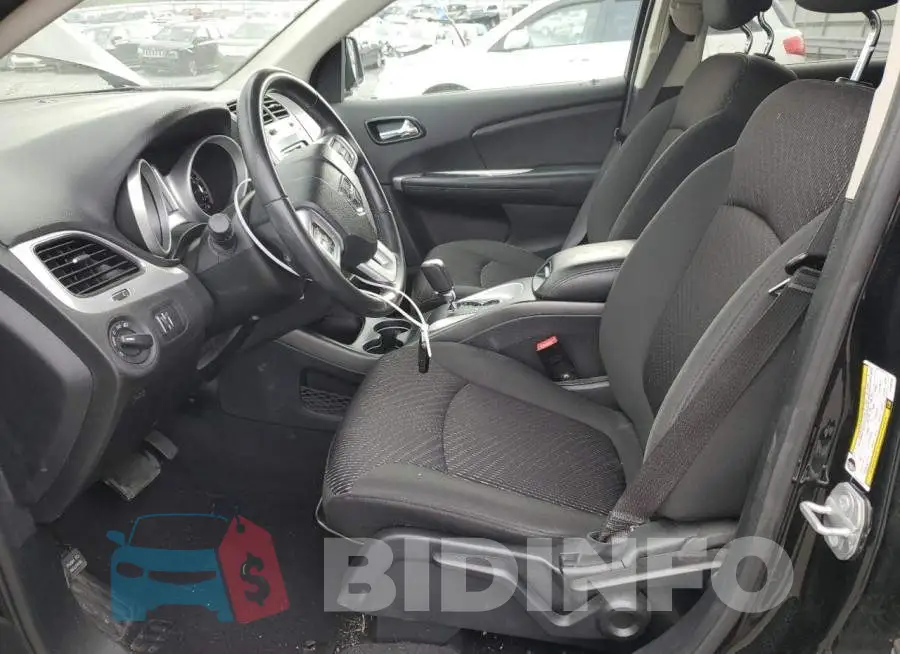 3C4PDCAB9JT445104 Photo# 7