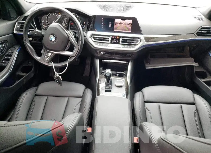 3MW5R7J04L8B33287 Photo# 8