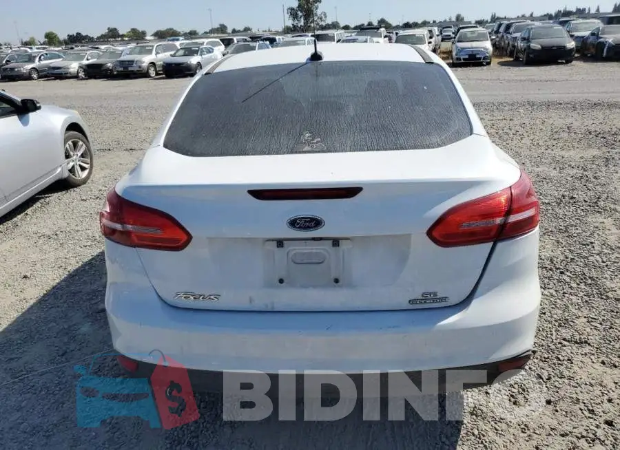 1FADP3F25GL205870 Photo# 6