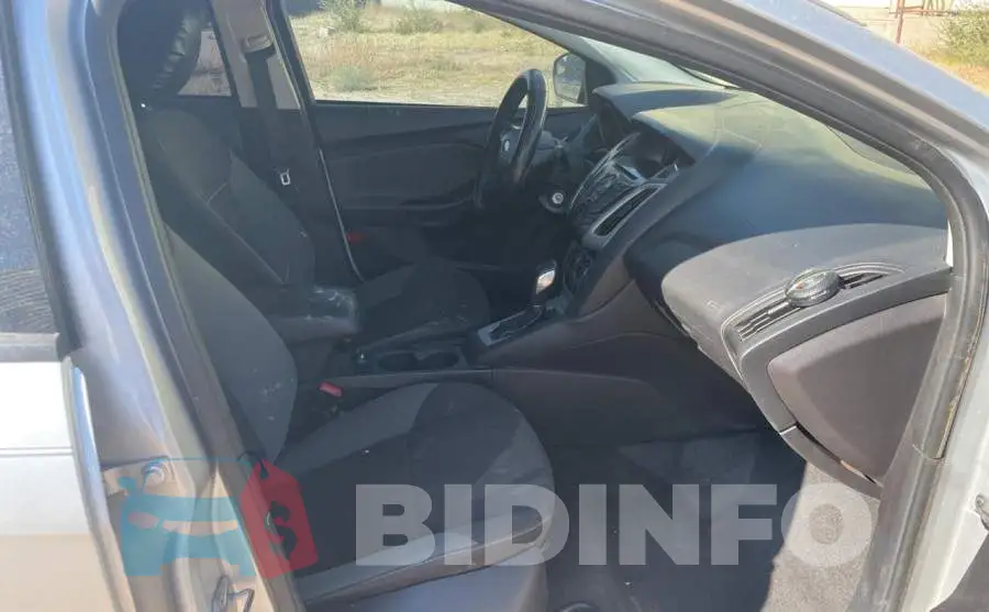 1FADP3F26EL441313 Photo# 5