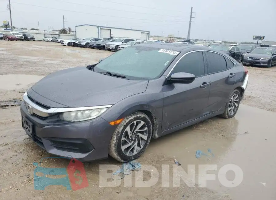 2HGFC2F74HH500768 Photo# 1