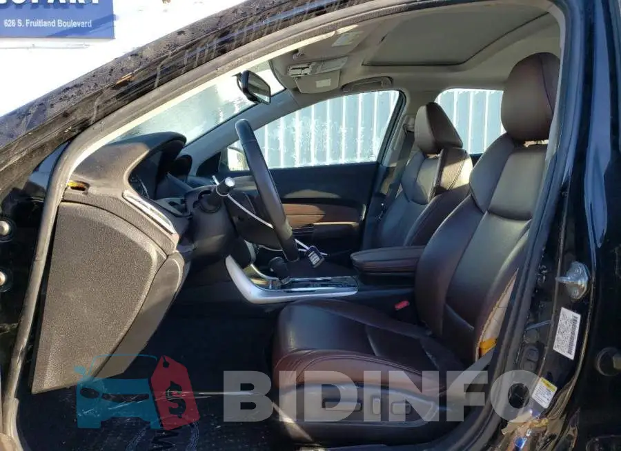 19UUB1F37FA016073 Photo# 7