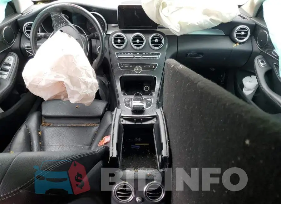 WDDWF4KB9GR147251 Photo# 8