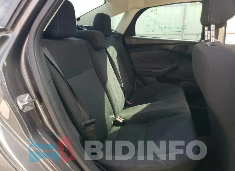 1FADP3E28FL369159 Photo# 10