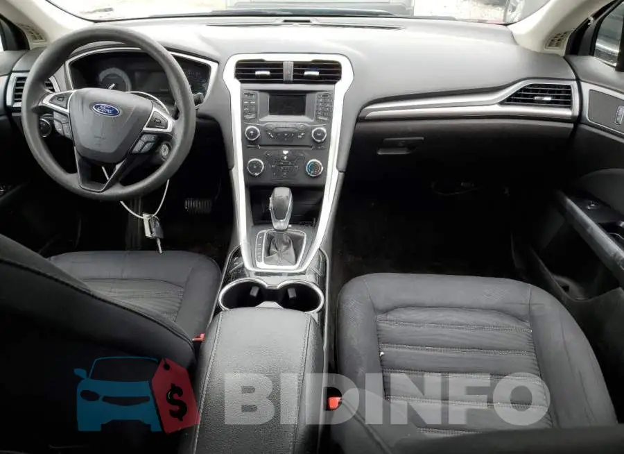 3FA6P0H72GR320153 Photo# 8
