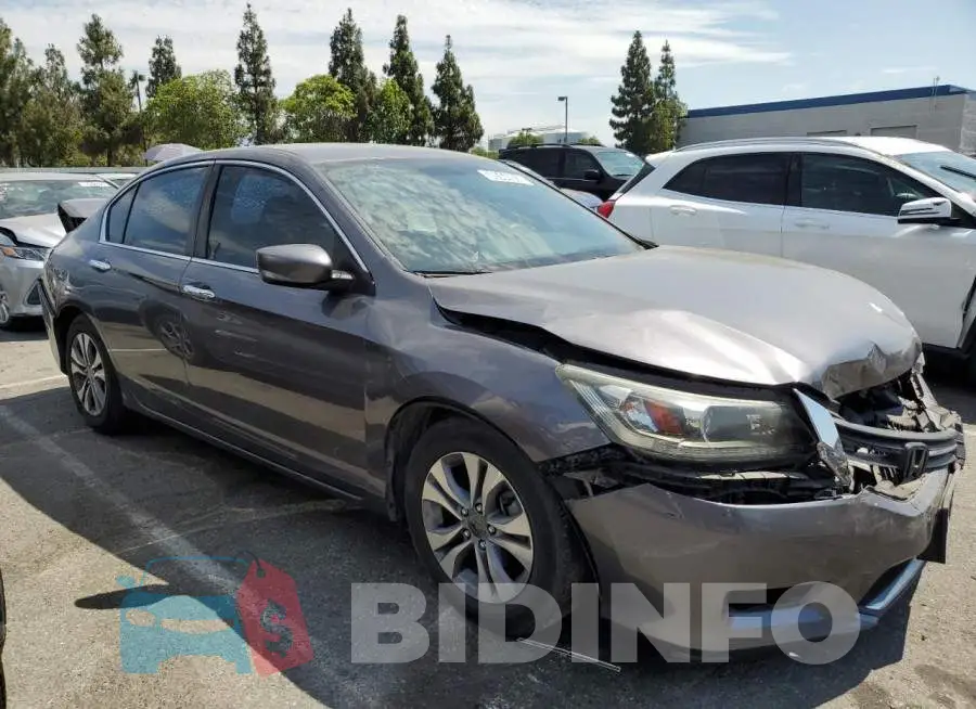 1HGCR2F34EA181817 Photo# 4