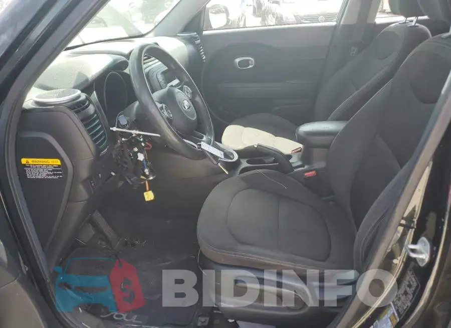 KNDJN2A23F7145017 Photo# 7