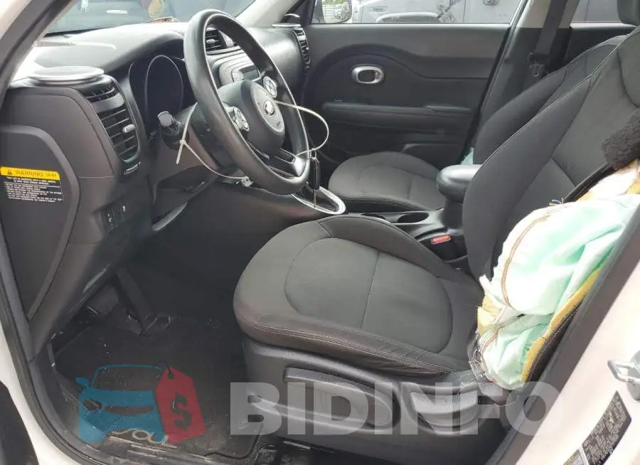 KNDJN2A2XE7075501 Photo# 7