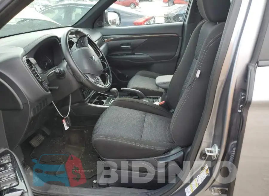 JA4AD3A31JZ047113 Photo# 7