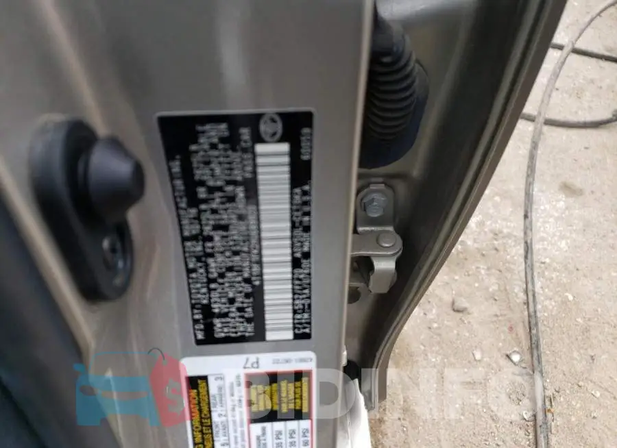 4T1BF1FK2HU689920 Photo# 13