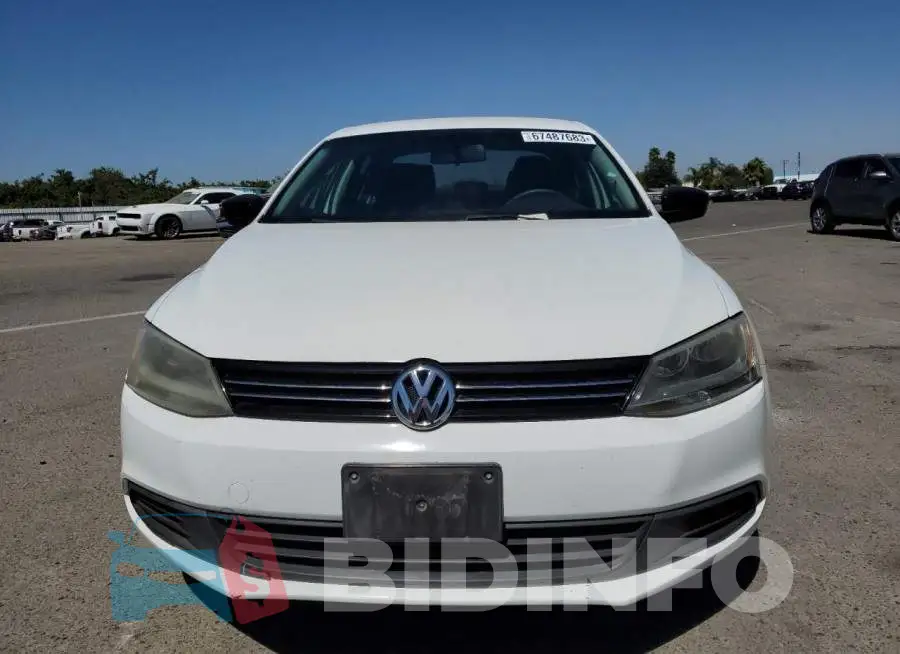 3VW2K7AJ5EM411799 Photo# 5