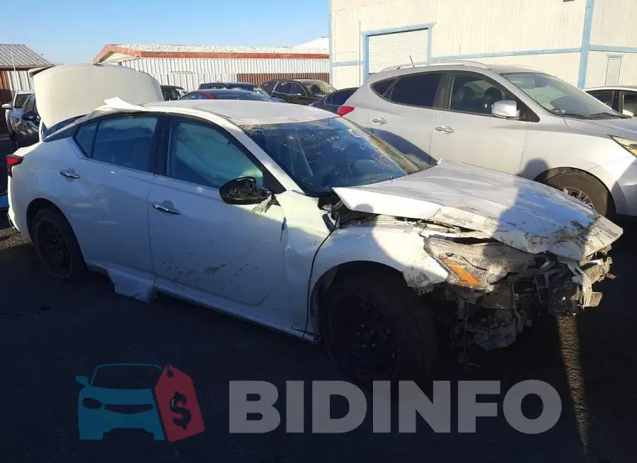 1N4BL4BV3MN366095 Photo# 4