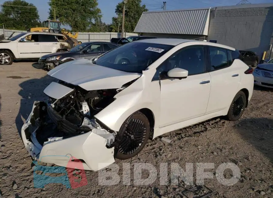 1N4CZ1CV2PC551402 Photo# 1