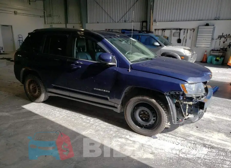 1C4NJDABXFD154033 Photo# 4