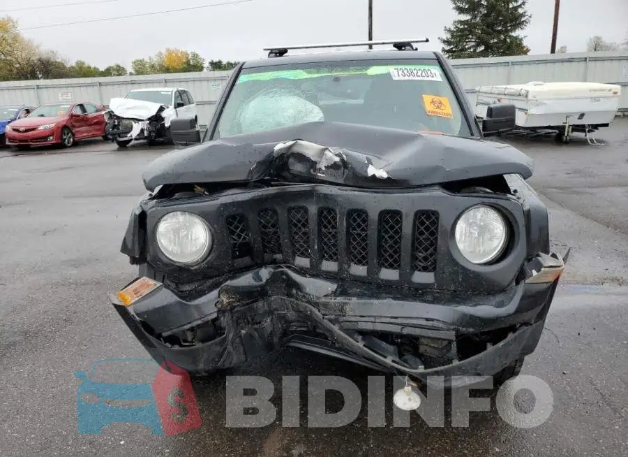 1C4NJRFB5GD707033 Photo# 5
