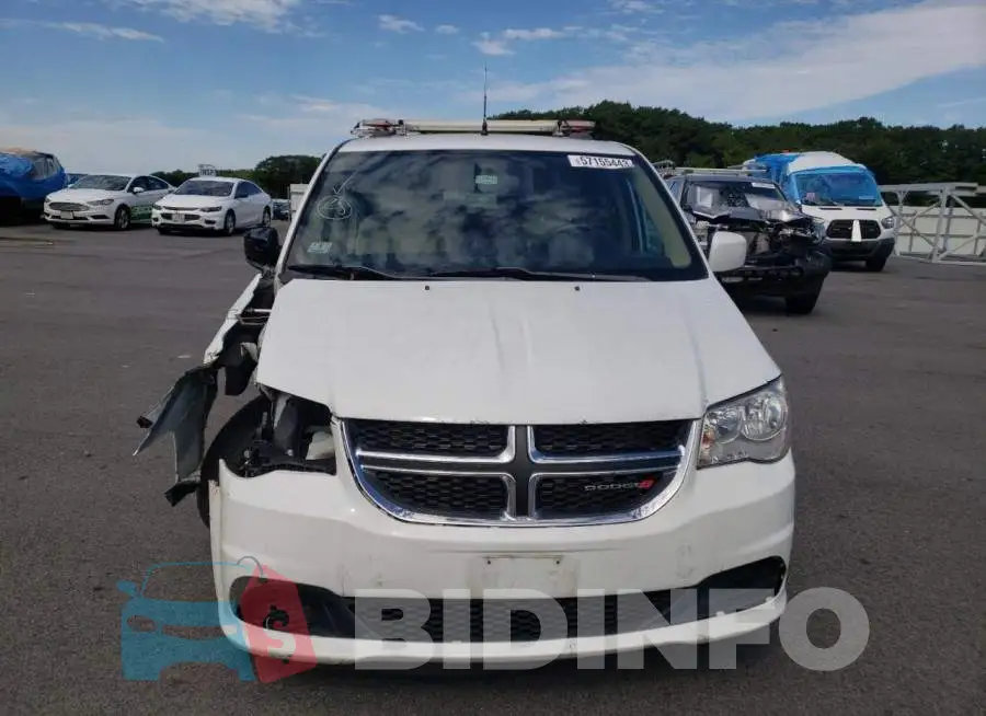 2C4RDGCG2GR323494 Photo# 5