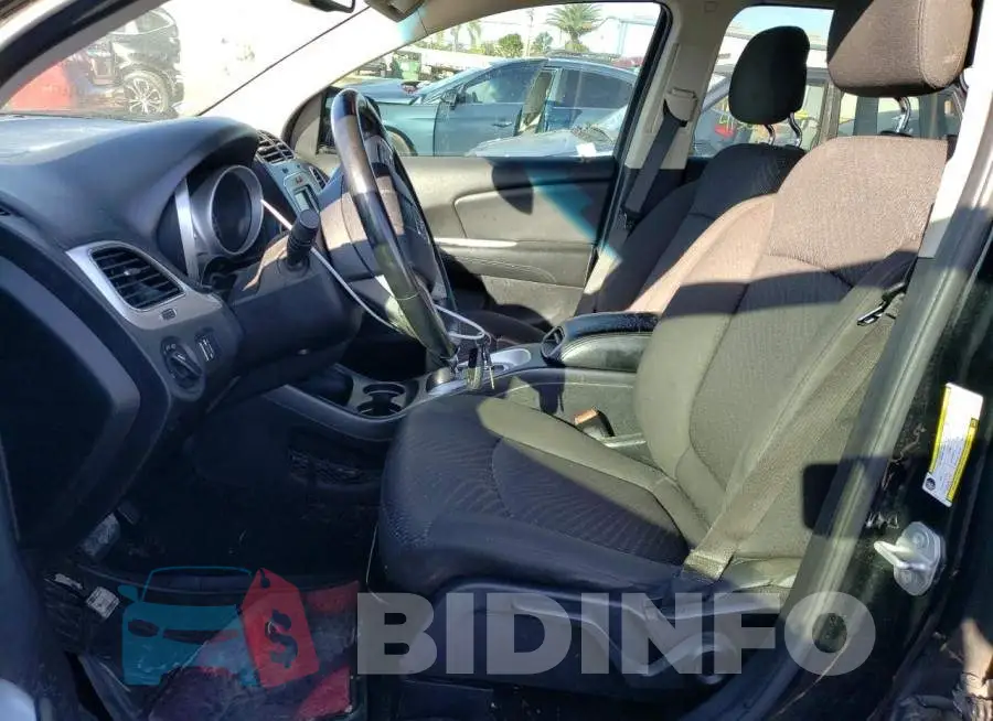 3C4PDCAB3GT147401 Photo# 7