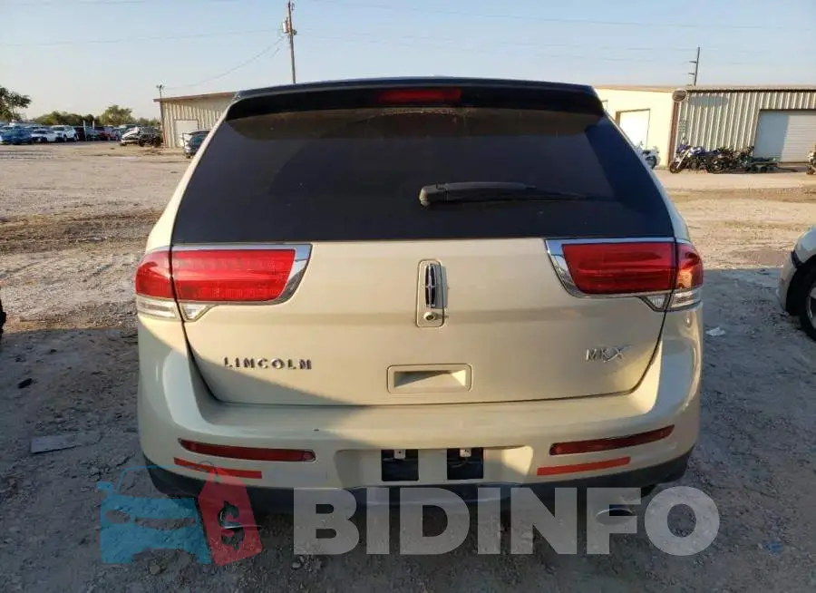2LMDJ6JK8FBL25875 Photo# 6
