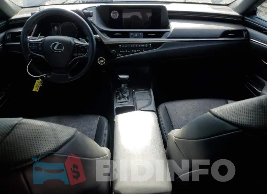 58ACZ1B18LU057322 Photo# 8