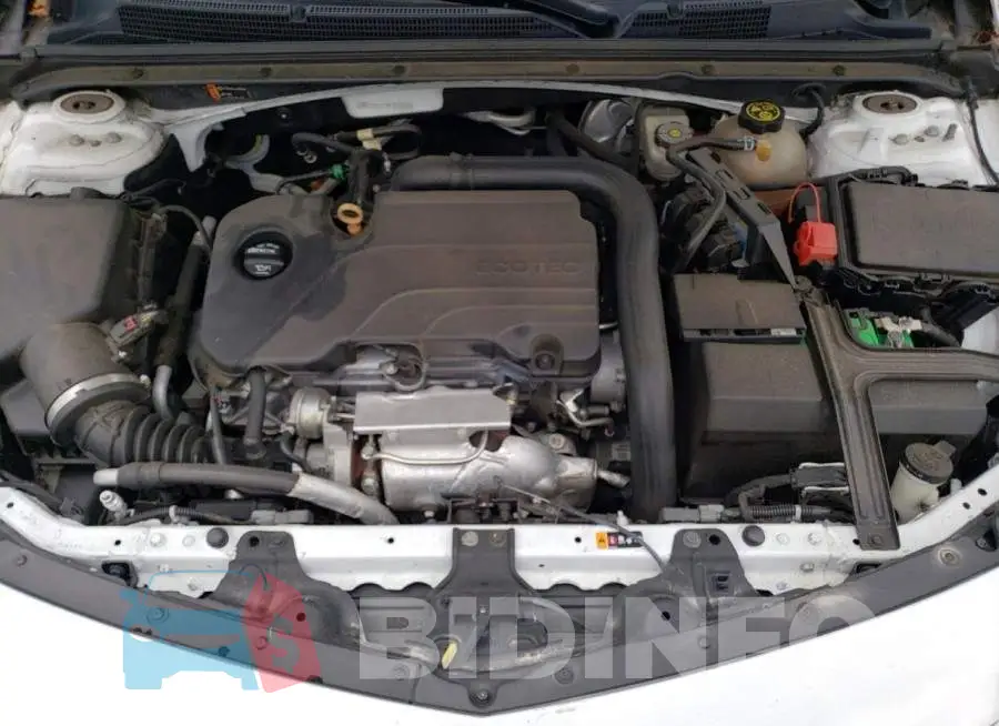 1G1ZD5ST0JF221072 Photo# 11