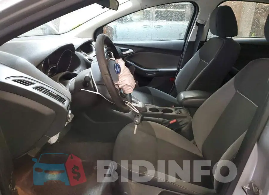 1FADP3F26EL388631 Photo# 7