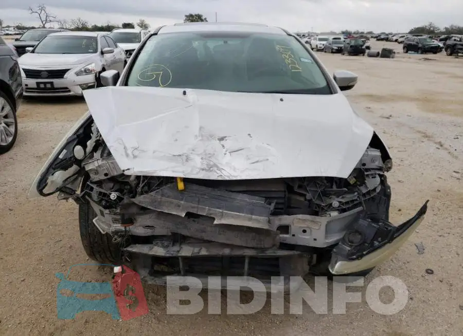 1FADP3K26FL262471 Photo# 5