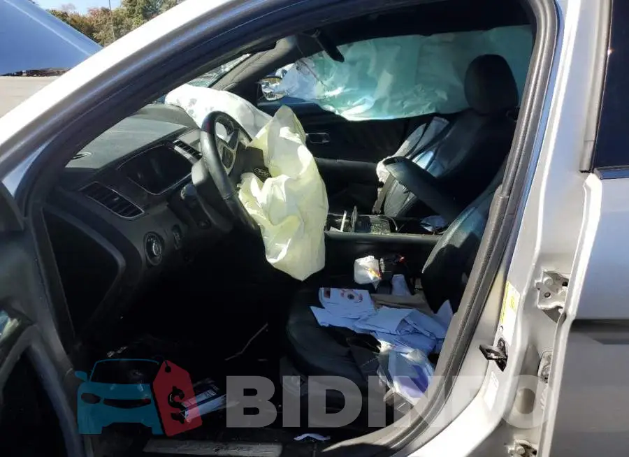 1FAHP2F8XKG111517 Photo# 7