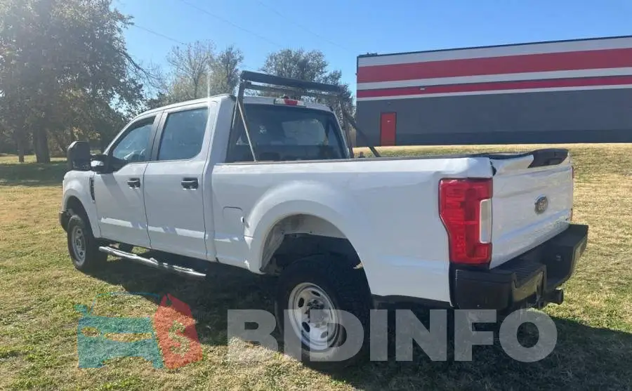 1FT7W2B62JEB84789 Photo# 3