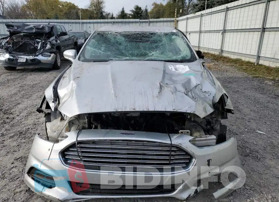 3FA6P0HD9GR363328 Photo# 5