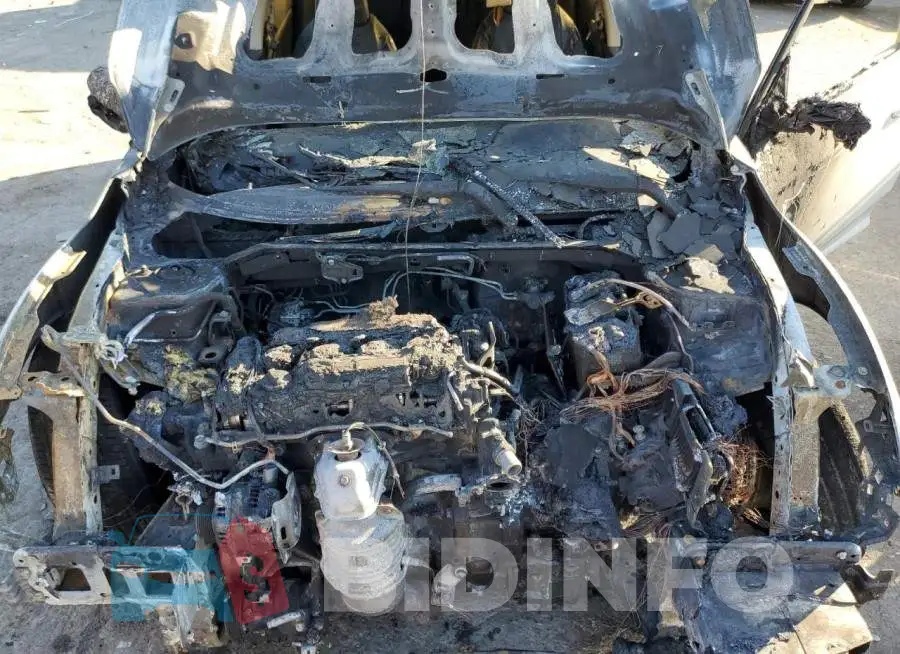 19XFC2F70GE237574 Photo# 11