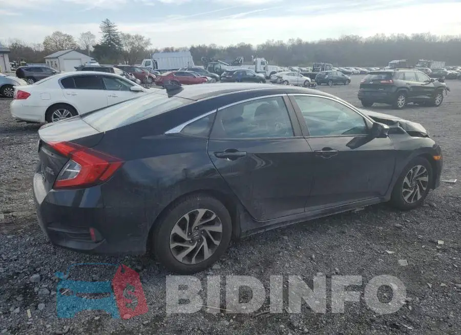 19XFC2F79HE054370 Photo# 3