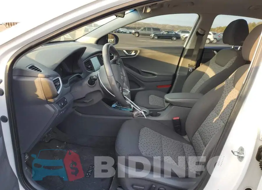 KMHC75LC4HU045051 Photo# 7