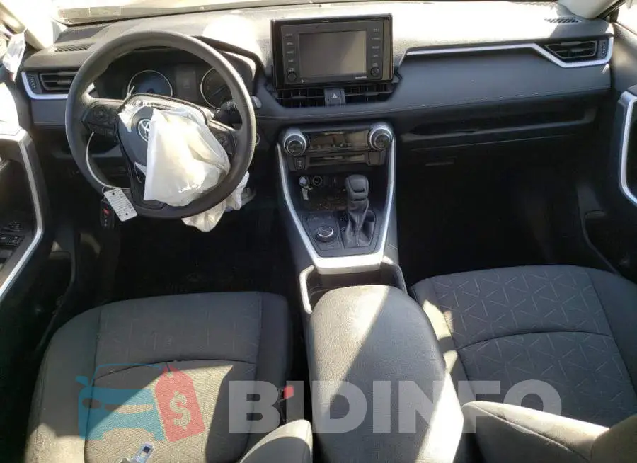 2T3R6RFV9MW013215 Photo# 8