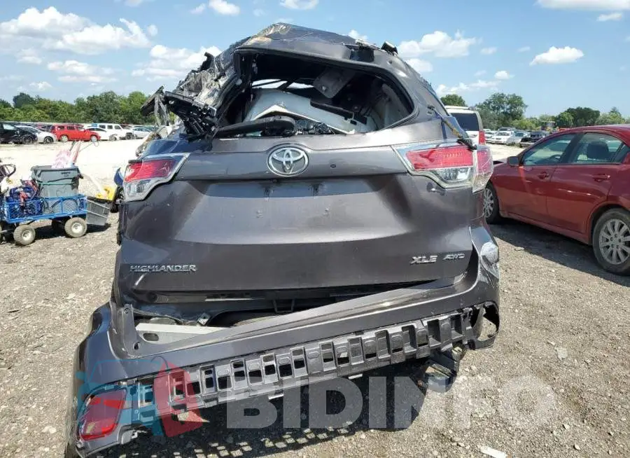5TDJKRFH9FS160917 Photo# 6