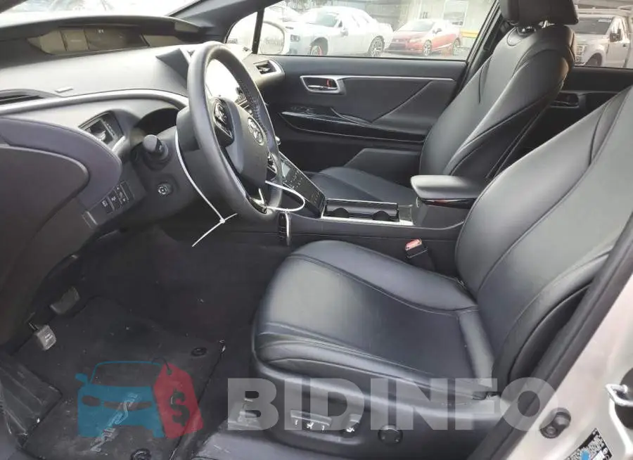 JTDBVRBD2GA000939 Photo# 7