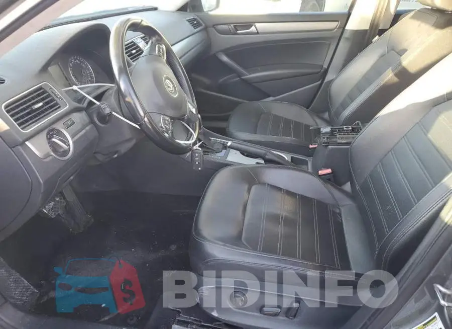 1VWBT7A37FC053087 Photo# 7