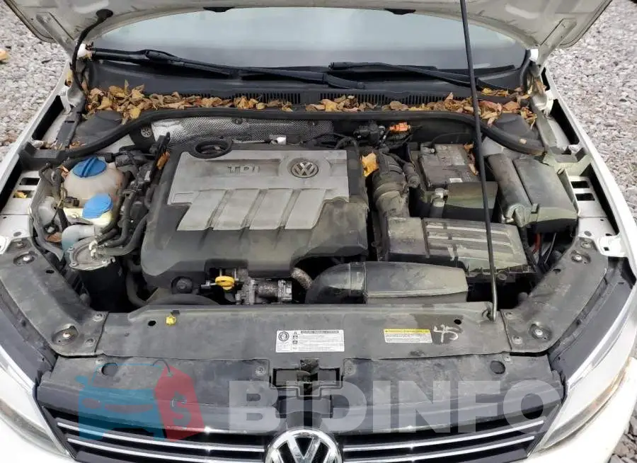 3VW3L7AJ2EM363454 Photo# 11